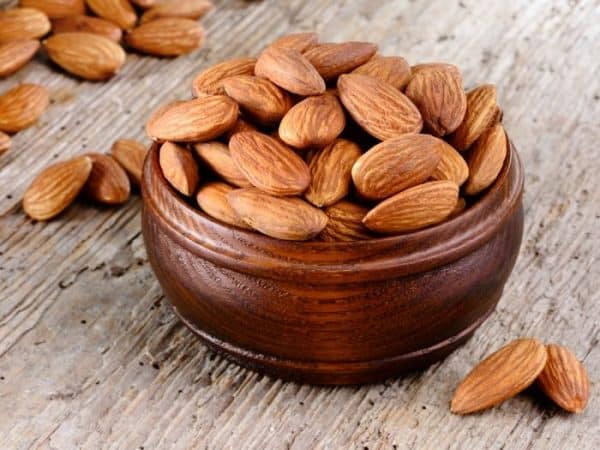 almonds control diabetes